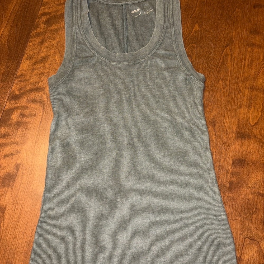 Aerie Top